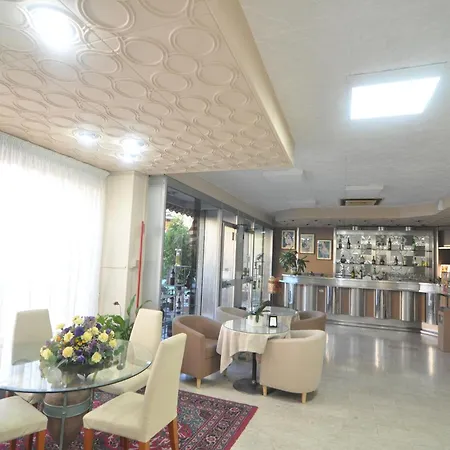 莫墨餐厅酒店 酒店 3*