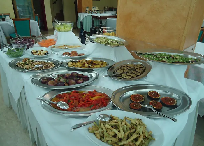 莫墨餐厅酒店 3*